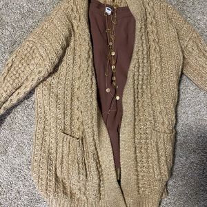 COPY - Chunky cable knit sweater